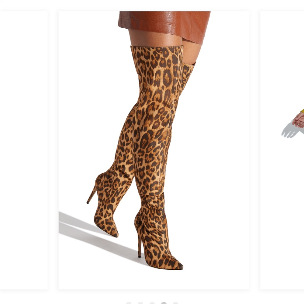 BNIB Shoe dazzle leopard print thigh high boots